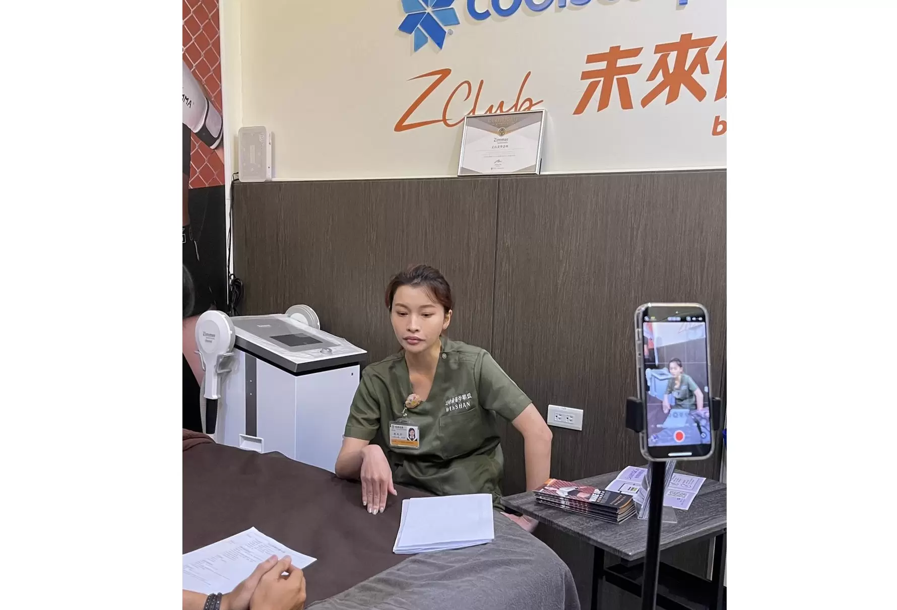 秘密訪談 姿勢100分 請持續鎖定答案即將揭曉唷！